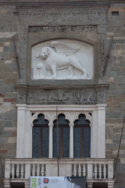 Palazzo della Ragione, Upper town of Bergamo, Italy — Stock Photo, Image