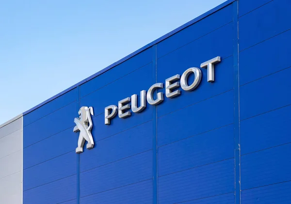 Samara Rusland Mei 2018 Peugeot Dealer Logo Het Bureau Voor — Stockfoto