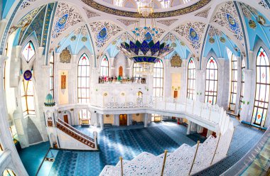 Kazan, Tataristan, Rusya - 10 Haziran 2018: Kazan Kremlin ünlü Kul Şerif Camii'nde iç