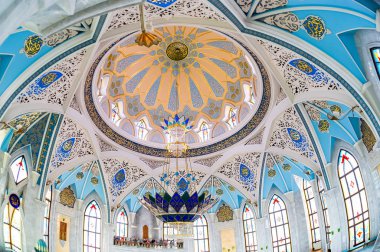 Kazan, Tataristan, Rusya - 10 Haziran 2018: Kazan Kremlin ünlü Kul Şerif Camii'nde iç