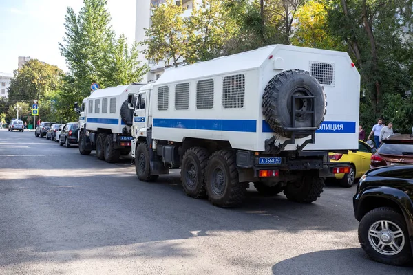 Samara Rusland September 2018 Russische Politie Zware Vrachtwagens Geparkeerd Straat — Stockfoto