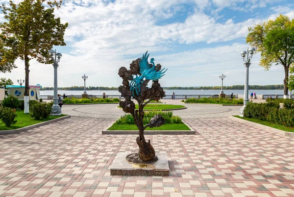 Samara Rusia Septiembre 2018 Escultura Maple Dedicada Canción Popular Rusa —  Fotos de Stock