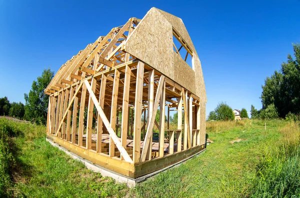 Construção Uma Nova Casa Madeira Aldeia Dia Ensolarado Verão — Fotografia de Stock