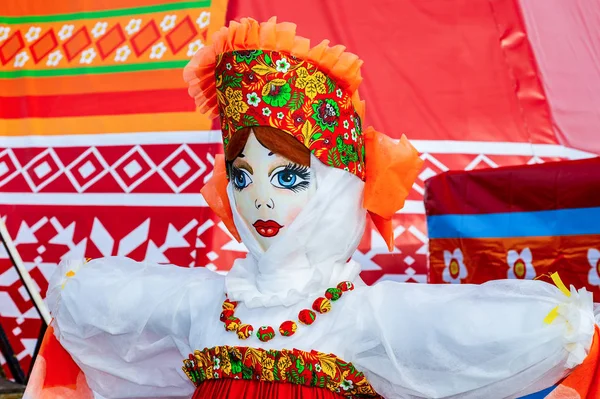 Samara Russia Febbraio 2018 Shrovetide Russia Bambola Grande Rogo Come — Foto Stock