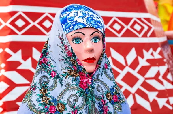 萨马拉 俄罗斯 2018年2月2日 Shrovetide 在俄罗斯 大娃娃为燃烧作为冬天的象征在 Maslenitsa 或煎饼星期 — 图库照片