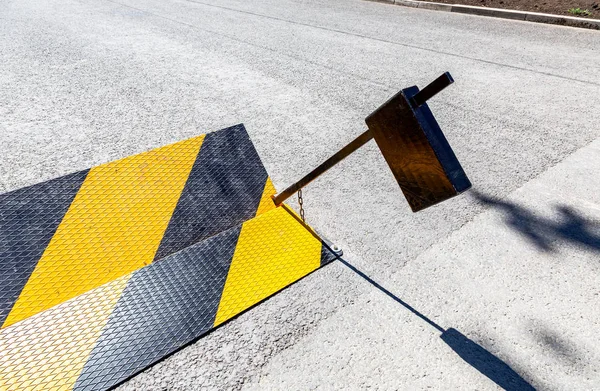 Road Barrier Yellow Black Striped Caution Pattern Road Fence Construction — Stock Photo, Image