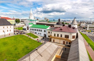 Kazan, Rusya - 10 Haziran 2018: Kazan Kremlin kale duvarından görünüm