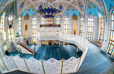 Kazan, Tataristan, Rusya - 10 Haziran 2018: Kazan Kremlin ünlü Kul Şerif Camii'nde iç