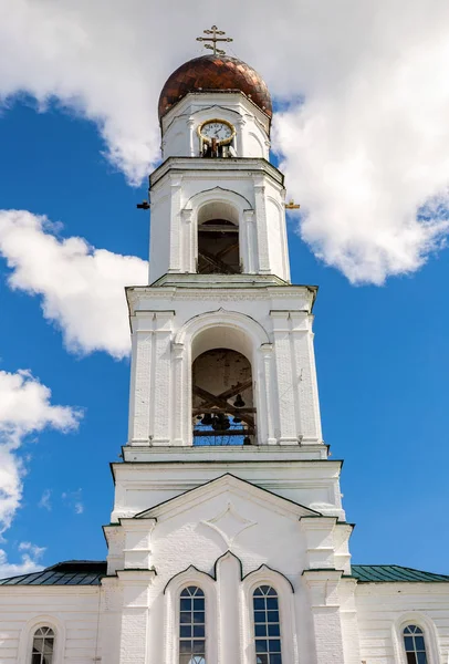 Torre Sino Contra Céu Azul Igreja Arcanjo Miguel Raifa Claustro — Fotografia de Stock