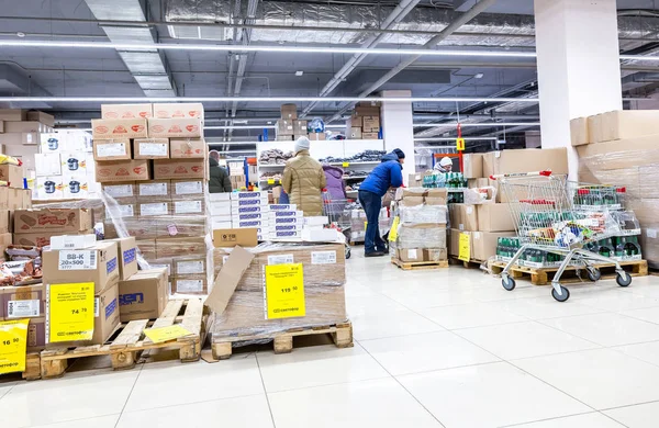 Samara Ryssland November 2018 Interiör Livsmedelsbutiker Discounteren Svetofor Retail Warehouse — Stockfoto