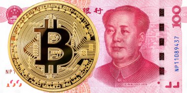 Cryptocurrency Çin 100 yuan banknot üzerinde yalan Bitcoin. Yeni sanal para iş kavramı