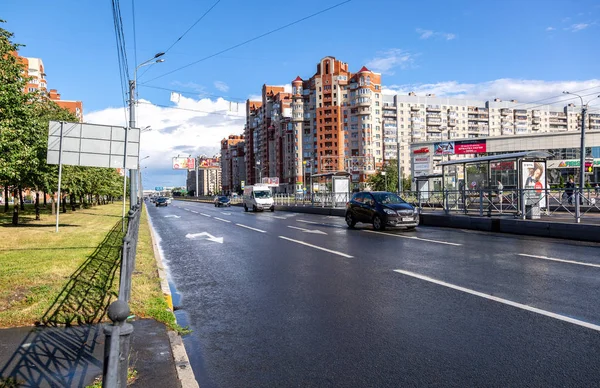 San Petersburgo Rusia Agosto 2018 Vista Sobre Calle Savushkin Verano —  Fotos de Stock