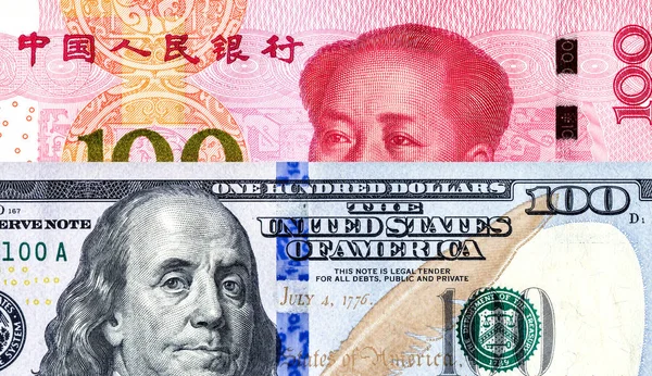 Kinesiska Yuan Sedel Och Amerikanska Dollar Begreppet Handelskrig Och Ekonomiska — Stockfoto