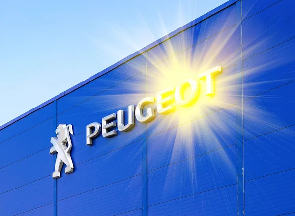 Peugeot ASO logo na Urząd oficjalnych dealerów. — Zdjęcie stockowe