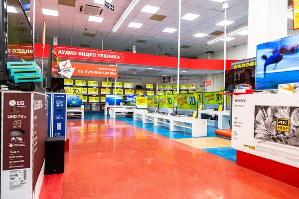 Interior of the electronics store M-Video — Stock Photo, Image