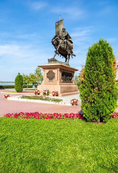 Samara - Prens Grigory Zaseki kurucusu bronz anıt — Stok fotoğraf