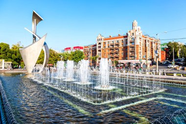 Mimari kompozisyon ve şehir setin Çeşmede