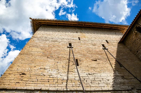 Torre da antiga fortaleza de Oreshek — Fotografia de Stock