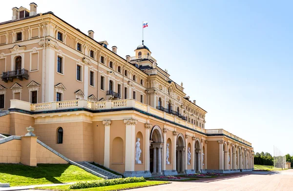 Palacio Konstantinovsky en Strelna, Rusia —  Fotos de Stock