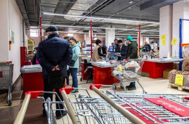 Perakende İndirimcisi Svetofor iç