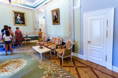 Konstantinovsky Sarayı (Federal kongreler Sarayı)