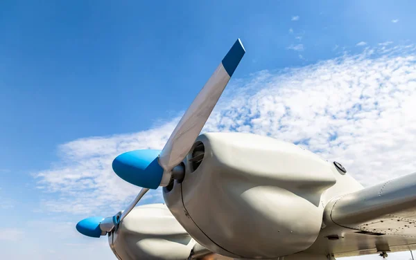 Motor de avião e hélice — Fotografia de Stock