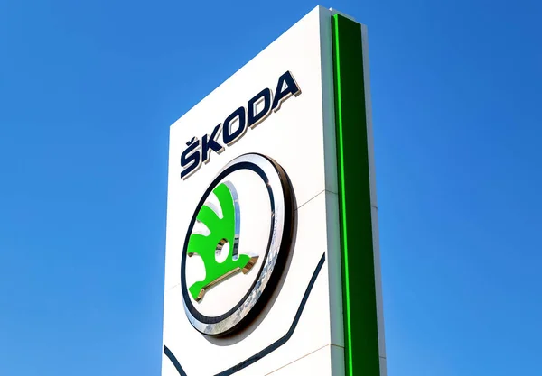 Skoda dealer Sign — Stockfoto