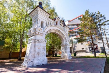 Samara, Ru mimari anıt St Nicholas Manastırı Kapısı