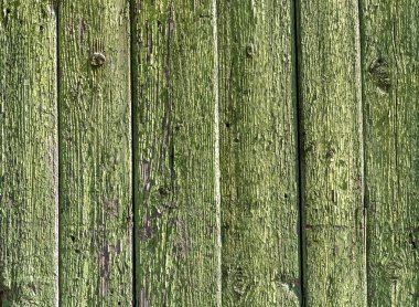 Arka plan olarak çatlaklar ile Kaba ahşap plakalar