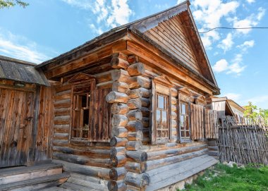 Ünlü ressam Ilya Repin'in evi müzesi