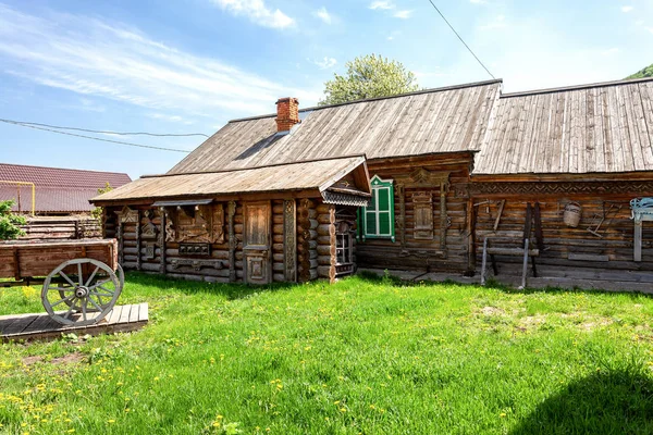 Haus Museum der berühmten Malerin ilya repin — Stockfoto