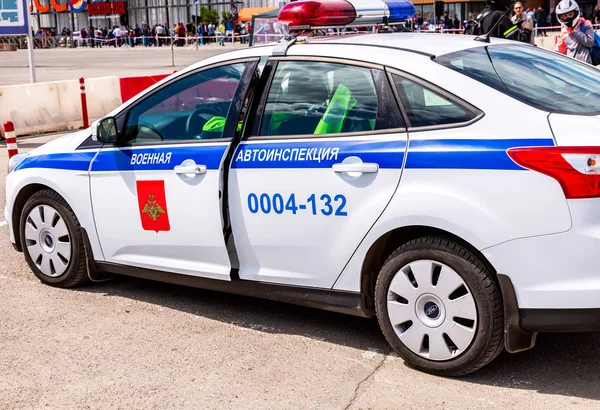 Автомобиль с надписью "Военная дорожная полиция " — стоковое фото