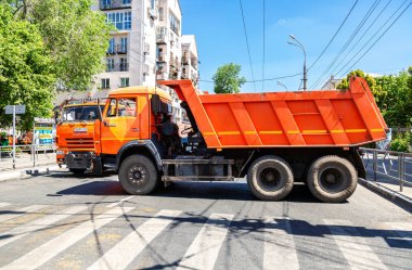 Ağır kamyonlar Kamaz Samara sokak örtüşme