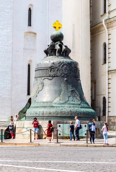 Zar Bell (Zar-kolokol) en el Kremlin de Moscú — Foto de Stock