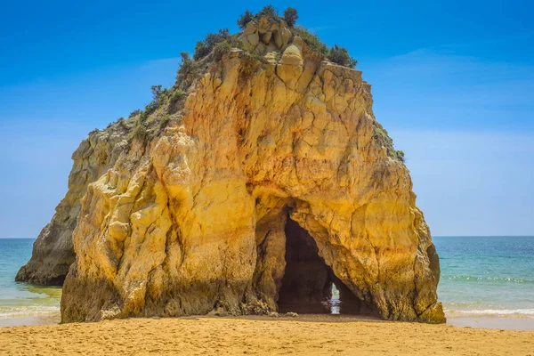 Big rock the ocean in Portugal — Stock Photo, Image