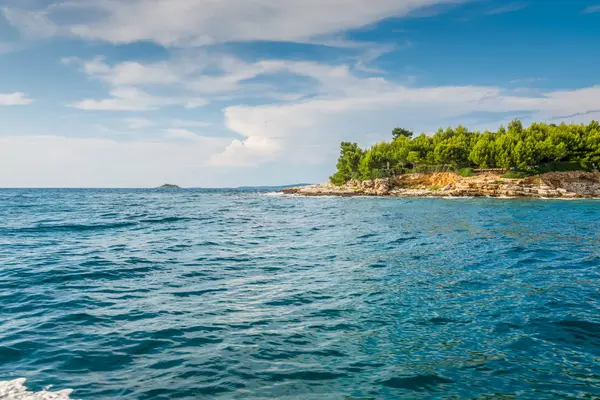 Vista sull'isola in Croazia — Foto Stock