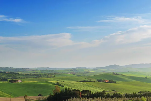 Bela paisagem de primavera na Toscana — Fotografia de Stock