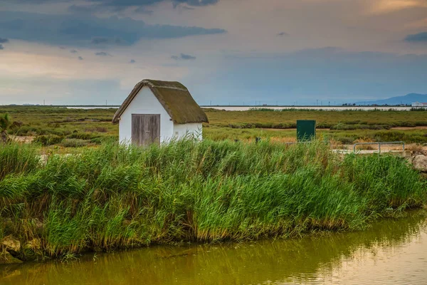 Romantic tranquil and peaceful dusk sea view — Stock Photo, Image