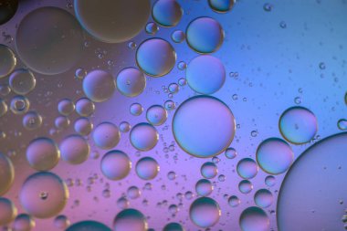 Yağ, su ve sabundan yapılmış çok renkli soyut arka plan resmi