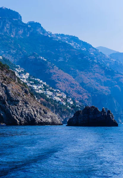 Вид Узбережжя Амальфі Між Міст Позітано Амальфі Кампанія Італія — стокове фото
