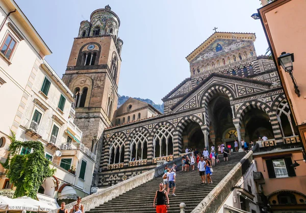 Amalfi Itália Julho 2017 Vista Catedral Santo André Degraus Que — Fotografia de Stock