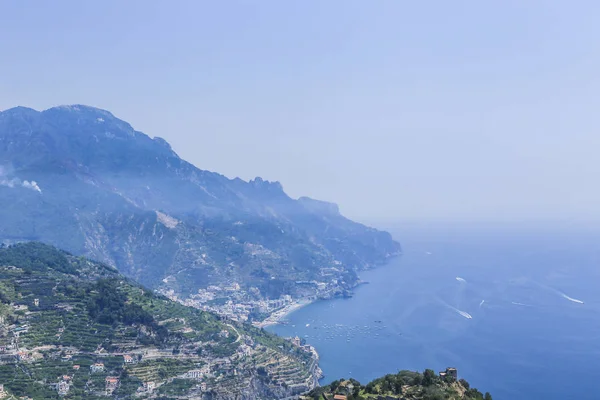 Paisagem Com Montanhas Mar Tirreno Aldeia Ravello Costa Amalfi Itália — Fotografia de Stock
