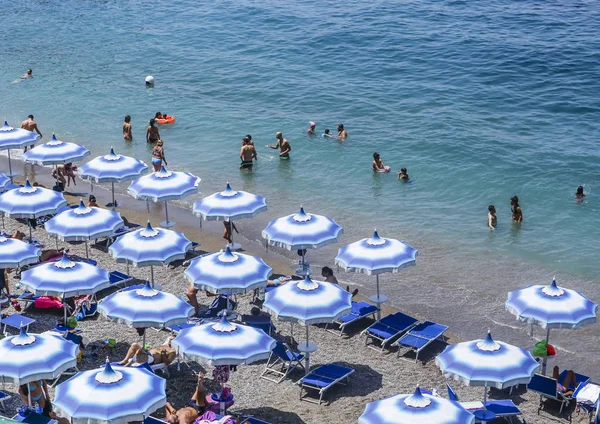 Vico Equense Włochy Lipca 2017 Plaży Wybrzeżu Amalfi Vico Equense — Zdjęcie stockowe