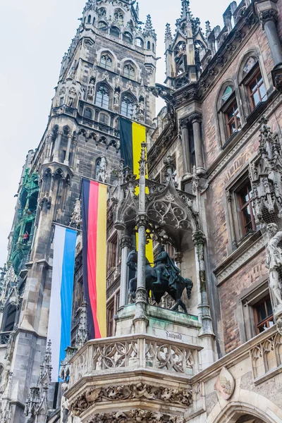 Fragmento Del Nuevo Ayuntamiento Múnich Neues Rathaus Palacio Estilo Neogótico —  Fotos de Stock