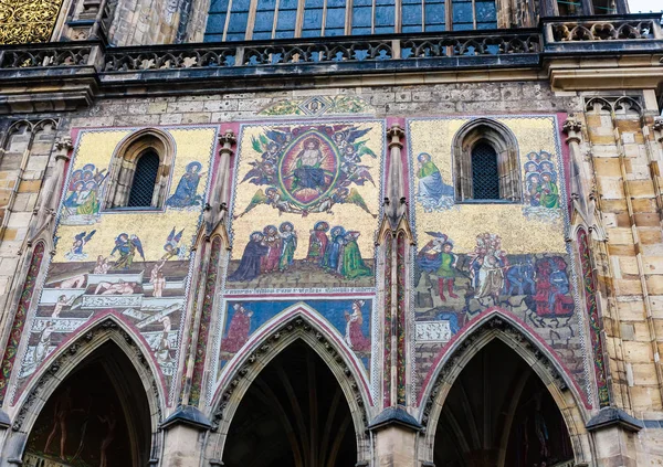 Prague Castle Güvenlik Görevlileri Kraliyet Sarayı Prag Çek Cumhuriyeti Için — Stok fotoğraf