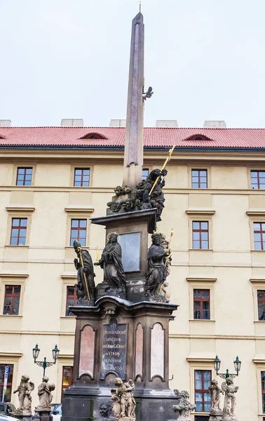 Dreifaltigkeitssäule Auf Dem Platz Vor Der Nikolaikirche Prag Tschechische Republik — Stockfoto