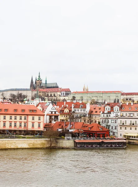 Prag Tjeckien Januari Visa Till Vitava River Prag Från Karlsbron — Stockfoto