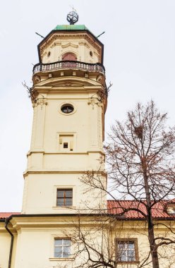 Clementinum (Klementinum) astronomik kulede. Klementinum bir Gözlemevi, Kütüphane ve üniversite Avusturya İmparatoriçe Maria Theresa tarafından kurulmuştur. Prague, Çek Cumhuriyeti.