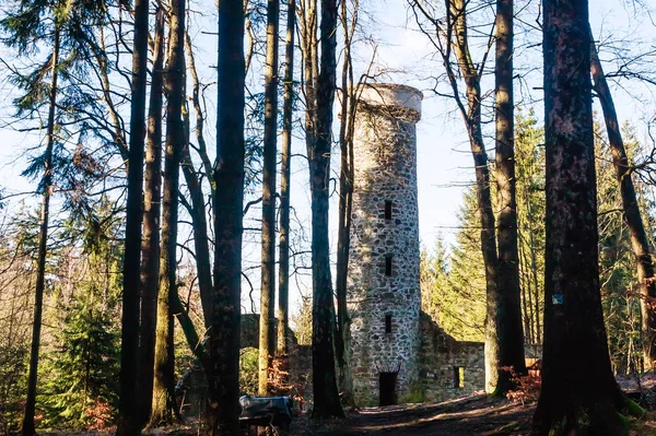 Hamelika Uitkijktoren Werd Gebouwd Vorm Van Een Romantische Ruïne Marianske — Stockfoto