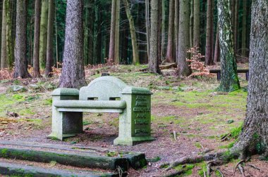 En sevdiğin yer tepel Abbe Alfred Clements, basit Bench ile gözlem güvertesi. Clements Abbot sıralamasında iken, Marianske Lazne inşaatı büyük bir ölçekte (1888-1900 aldı). 